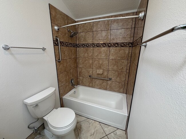 Building Photo - 3 Bedroom Single Story Home Available Near Corrales Rd & Highway 528 in Rio Rancho!