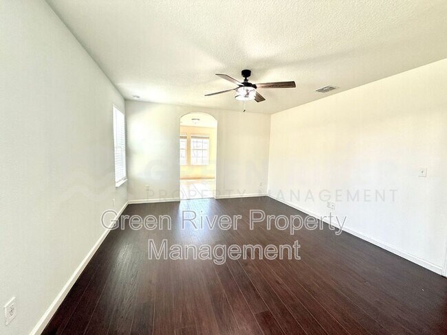 Building Photo - 8704 Lake George Cir W