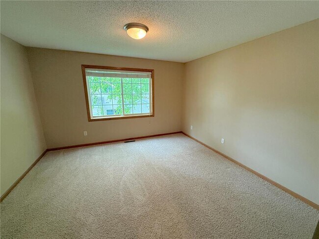 Building Photo - 5418 Fawn Meadow Curve