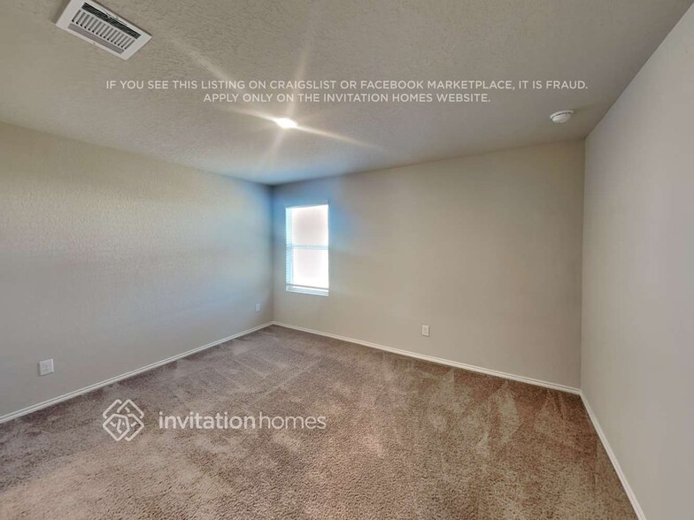Building Photo - 614 Ambush Ridge