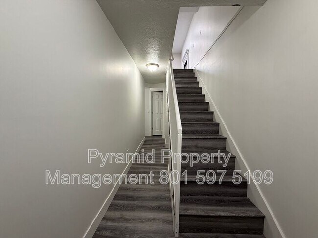 Building Photo - 3178 S 945 E