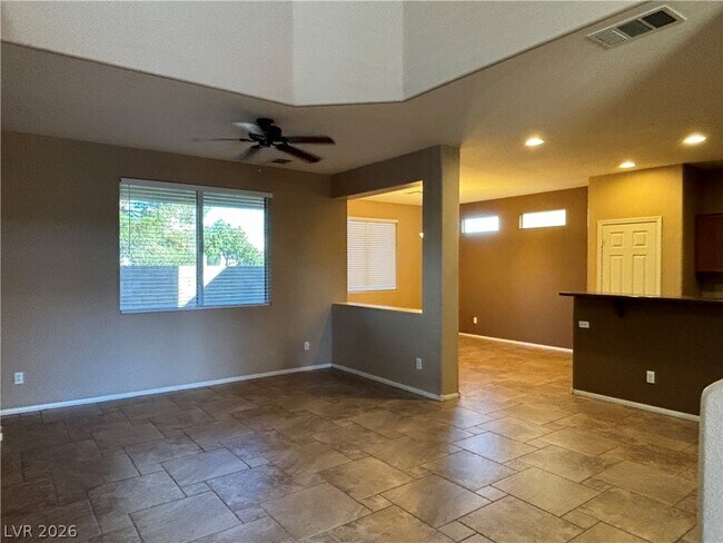 Building Photo - 9012 Vintage Wine Ave