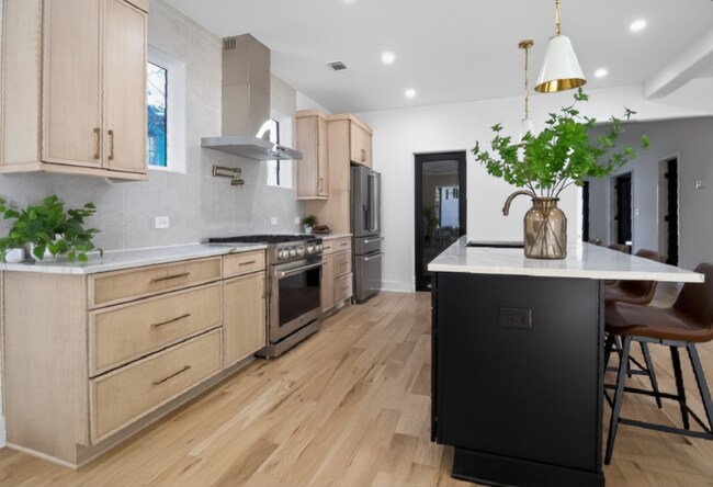 Building Photo - 1273 Danner St SE