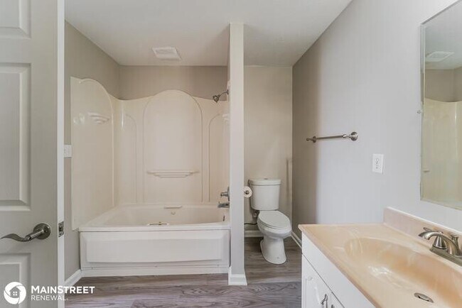 Building Photo - 5113 Queens Castle Rd, Louisville, KY 40229