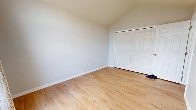 Building Photo - 3073 Promenade Cir