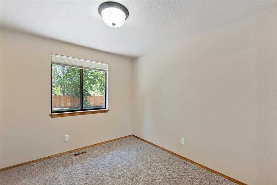 Building Photo - 3883 N Tumbleweed Pl