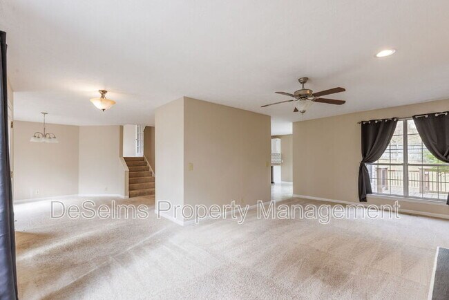 Building Photo - 236 Burgandy Hill Rd