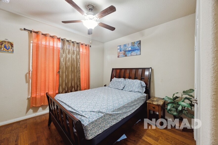 Building Photo - 11813 Hamptonbrook Dr