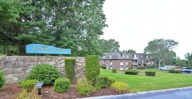 Building Photo - 4700 N Main St