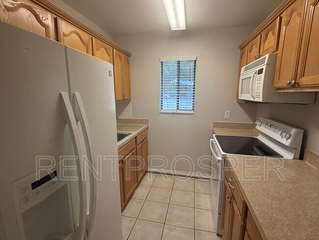 Building Photo - 3280 S Semoran Blvd