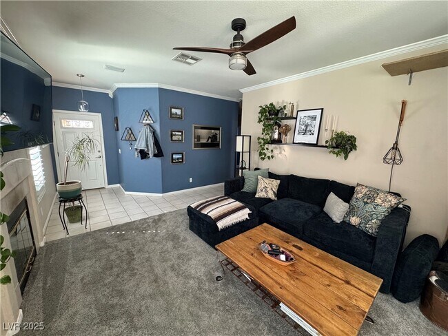 Building Photo - 1058 Warm Canyon Way