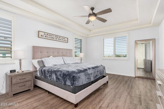 Building Photo - SFH 4-3