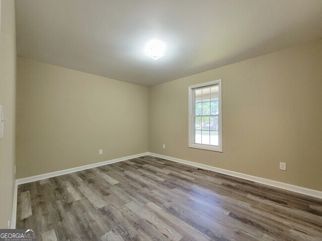 Building Photo - 357 Emily Cir