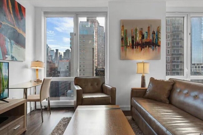 Building Photo - 605 W 42nd St