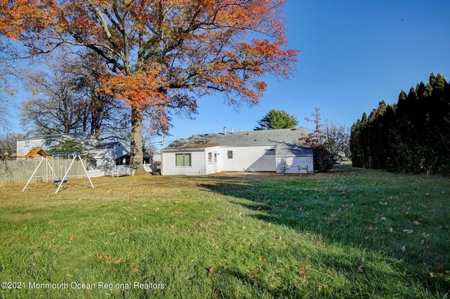 Building Photo - 972 Woodgate Ave