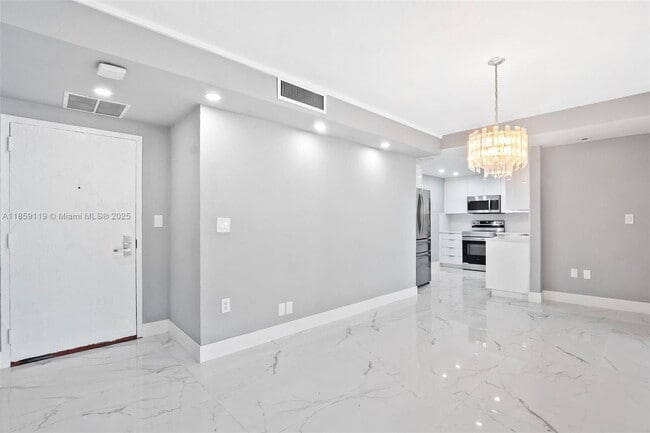 Building Photo - 780 NE 69th St