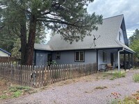 Building Photo - 441 Pawnee
