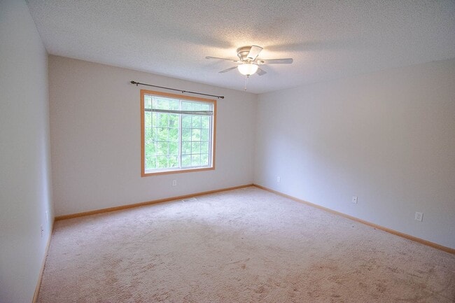 Building Photo - 2827 Agate Pl NW