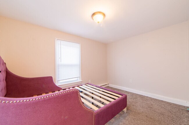 Building Photo - Beautiful 2-Story 3BR / 2BA Single-Family Home – Move-In Ready Rental