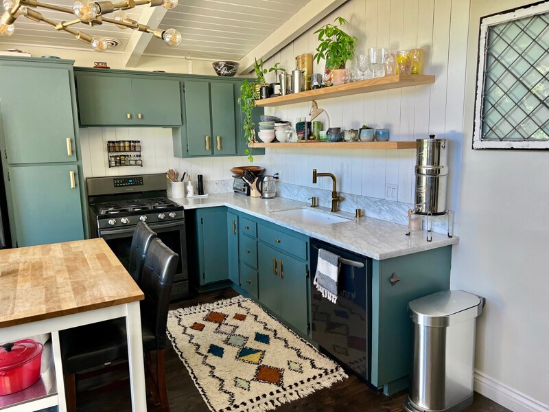 Building Photo - 726 Beall St