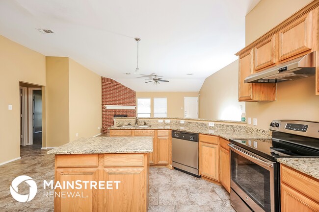 Building Photo - 2309 Eden Green Dr