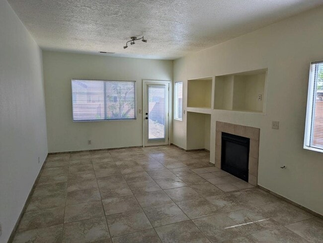 Building Photo - 1008 Kiska St NW