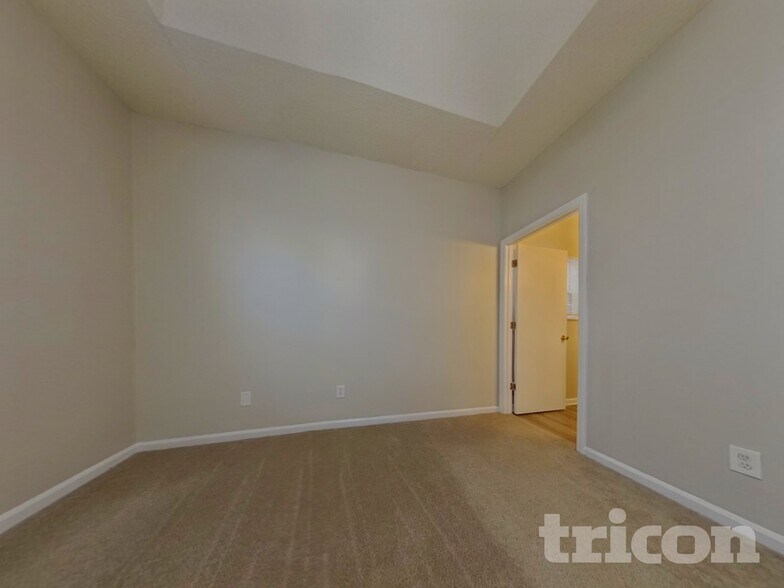 Building Photo - 309 Tendrill Ct