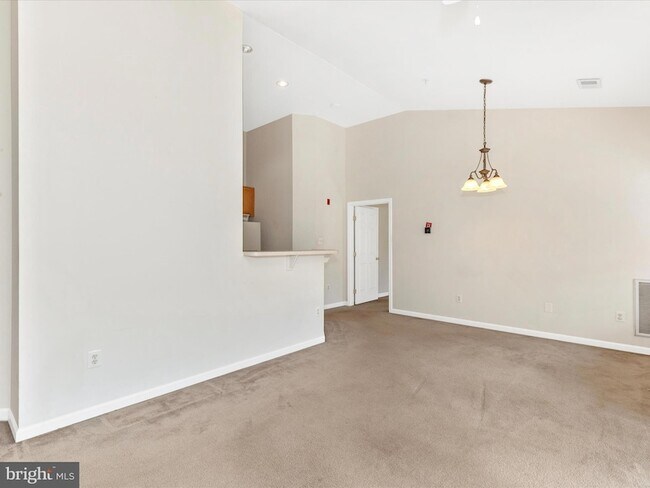 Building Photo - 501 Patton Cir