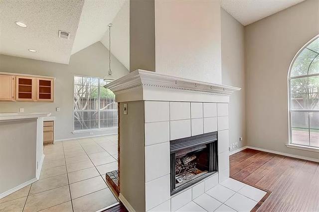 Building Photo - 8921 Smokey Dr