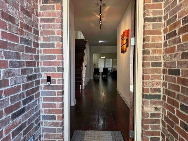 Primary Photo - Walsh Trails Beautiful Home