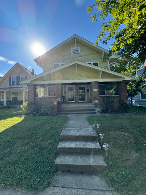 Building Photo - 336 N Lesley Ave