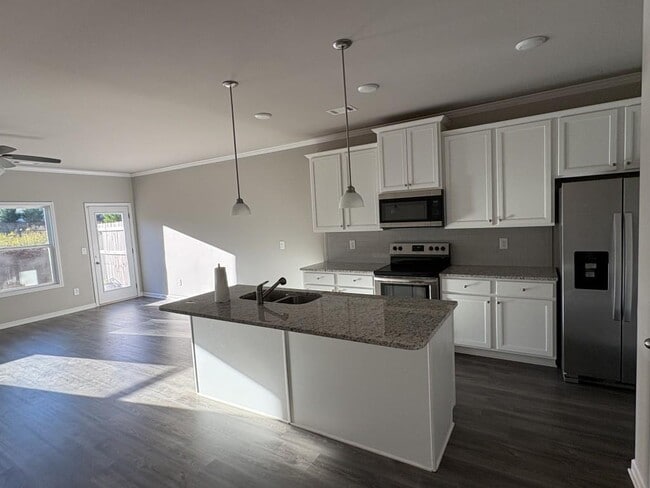 Building Photo - 5125 Fox Den Rd
