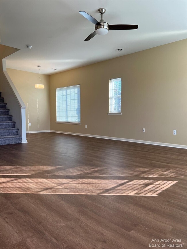 Building Photo - 3073 Cloverly Ct