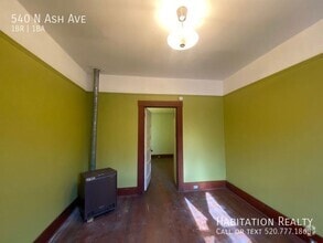 Building Photo - 540 N Ash Ave