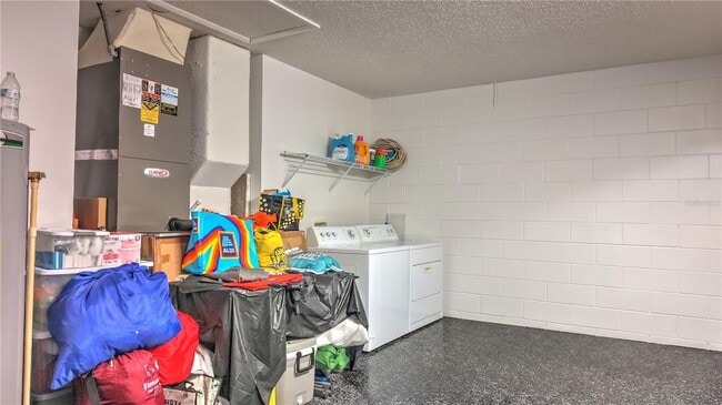 Building Photo - 3087 Barbados Ln