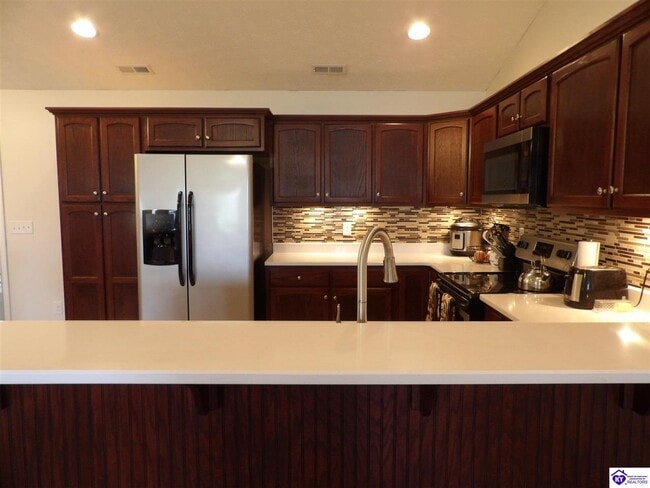 Building Photo - 506 St Andrews Dr