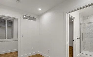 Building Photo - "Charming 1-Bedroom Sanctuary with 2 Full Baths in the Heart of San Francisco!"