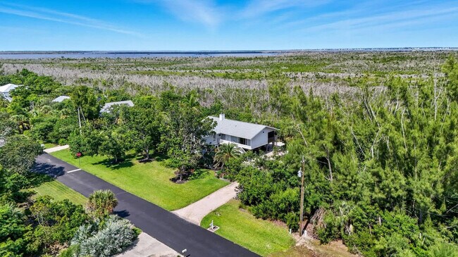 Building Photo - 1679 Serenity Ln