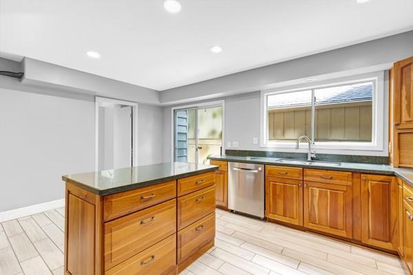Building Photo - 155 Lakeview Ridge W