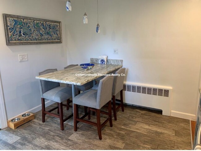 Building Photo - 3 bedroom in Waltham MA 02453