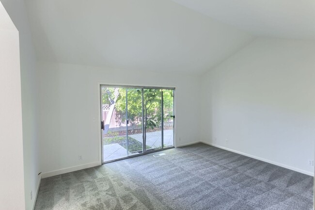 Building Photo - 4-Bedroom 2-Bathroom Saratoga Home