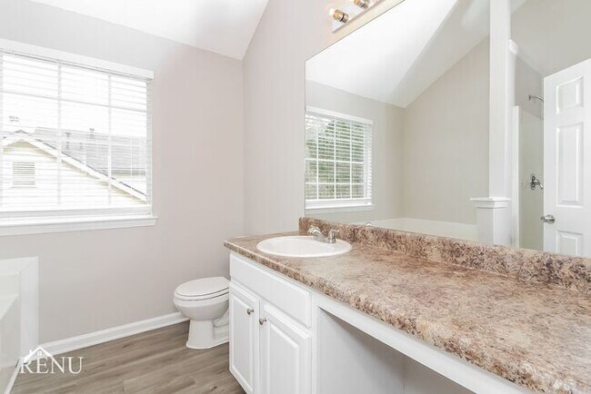 Building Photo - 3426 Newgold Trce
