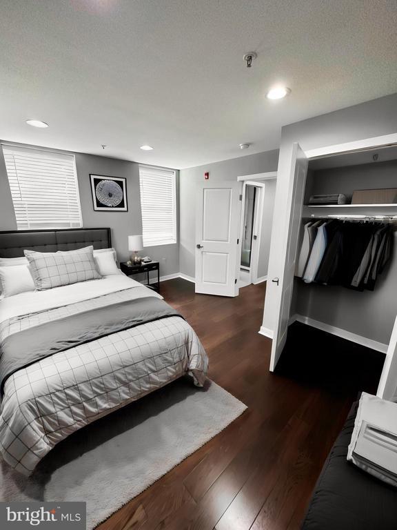 Building Photo - 1801 W Venango St