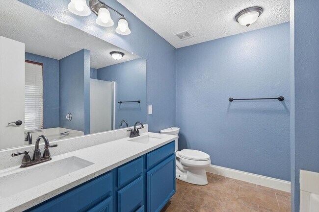 Building Photo - 316 Comiskey Ct