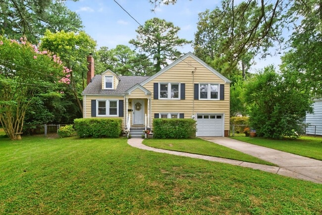 Building Photo - Available September 1st! A First Time Rent...