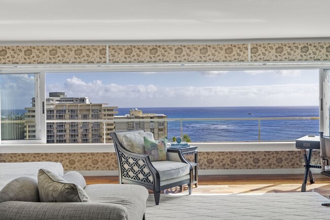 Building Photo - Hale Kaimana: Oceanfront Elegance w/ Beach...