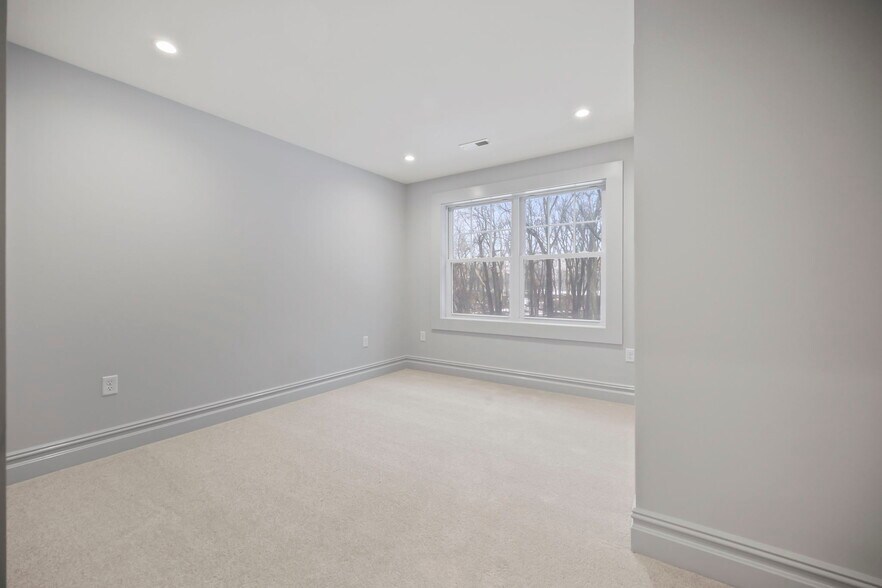 Bedroom - 1209 Littleton Rd