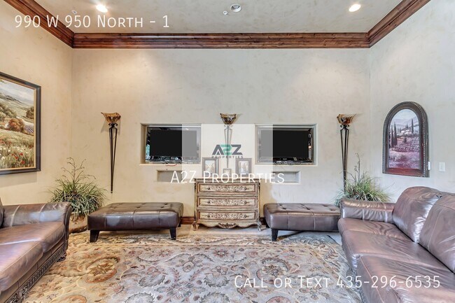 Building Photo - 990 W 950 N