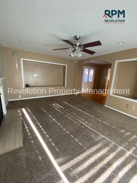 Building Photo - "Charming 2-Bed, 2-Bath Retreat in Ogden –...