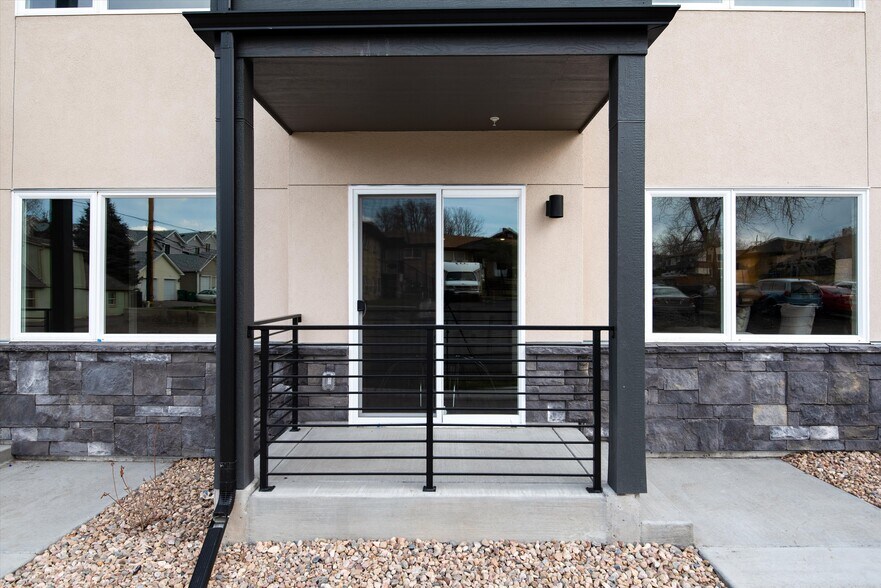 Building Photo - 1588 Routt St